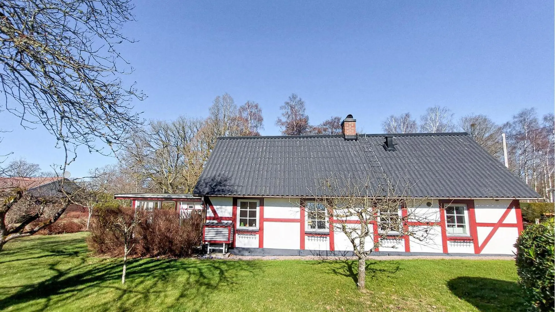 Amazing Home In Munka-Ljungby With Wifi 0*,